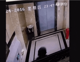 17553796027632.gif